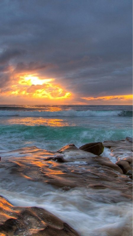 Закат и океан