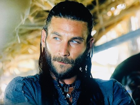 Зак макгоуэн дракула