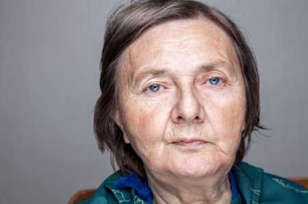 Лицо с морщинами