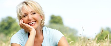 Женщина среднего возраста