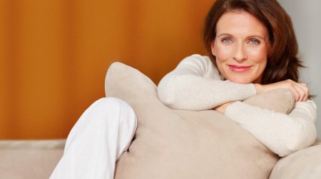 Женщина среднего возраста