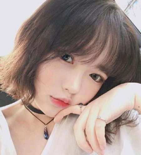 Милая корейская девушка