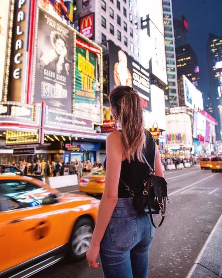 Девушка в нью йорке
