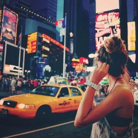 Нью йорк бродвей стрит и девушки