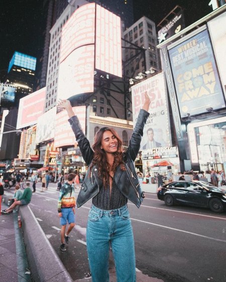 Девушка в нью йорке