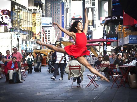 Танцы на улицах: нью-йорк фильм