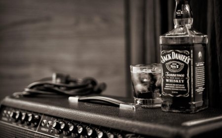 Виски джек дэниэлс темный