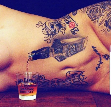 Тату бутылка джек дэниэлс