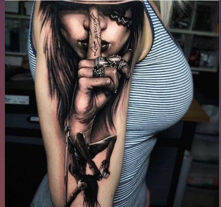 Татуировка девушка