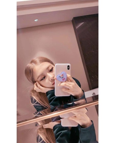 Розе блэк пинк селфи