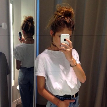 Красивые девочки с айфонами