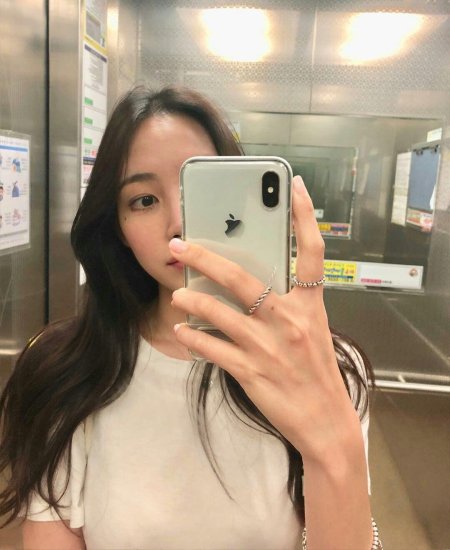 Кореянка селфи