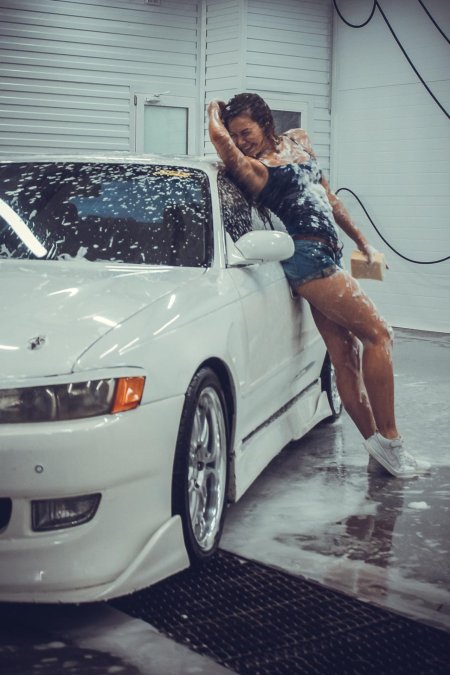 Тойота чайзер и девочки