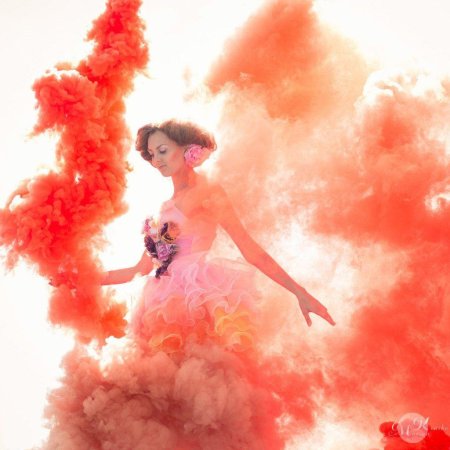 Цветной дым