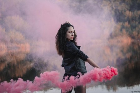 Цветной дым