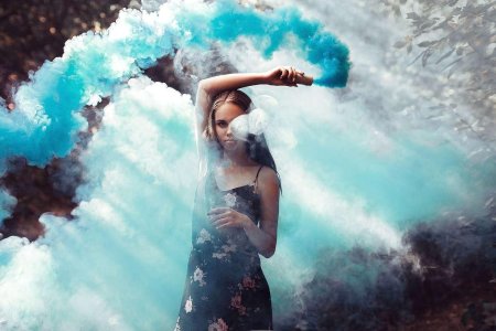 Цветной дым