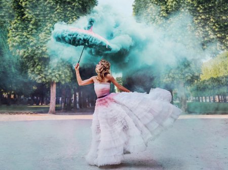 Цветной дым