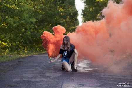 Фотосессия с цветным дымом