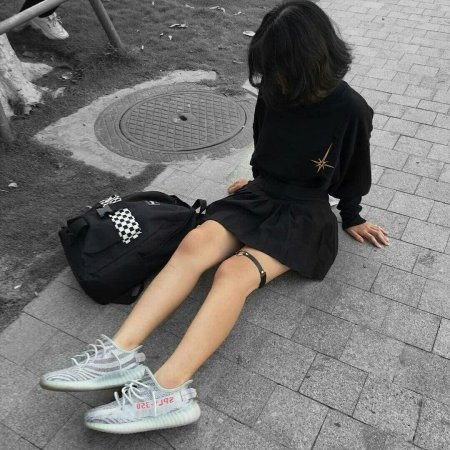 Корейские девушки без лица