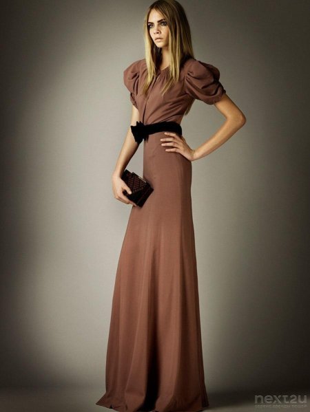 Платье модное длинное