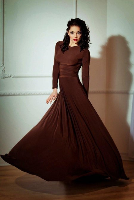 Платье шоколадного цвета