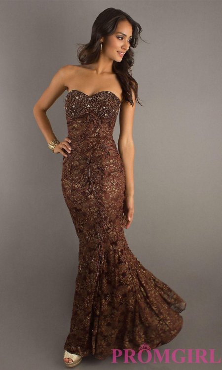 Коричневое вечернее платье