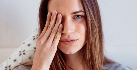 Дёргается глаз