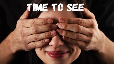 Глаза закрытые ладонями