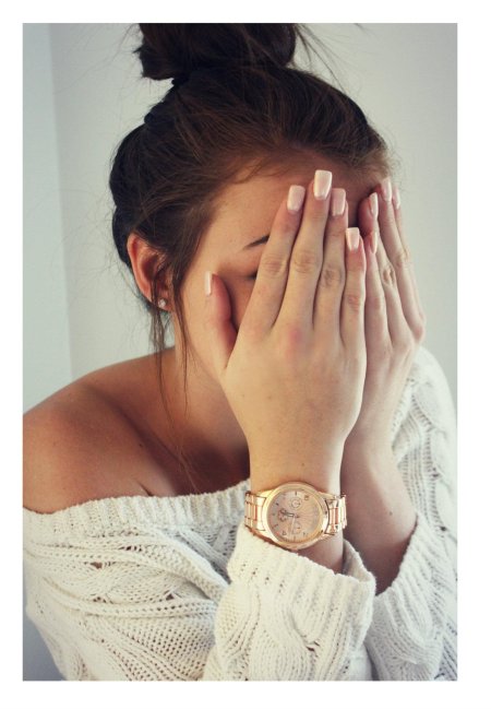 Красивые девушки с закрытым лицом