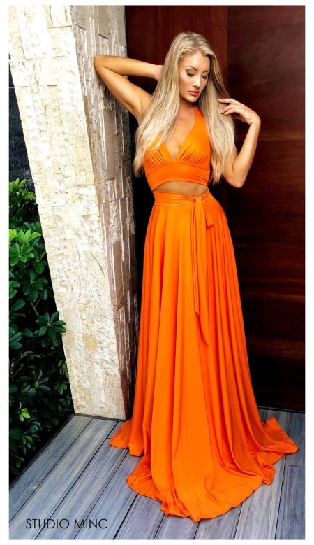 Оранжевое платье