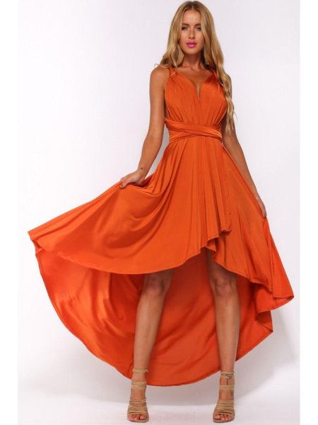 Платье оранжевое