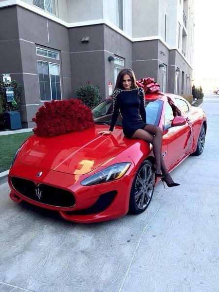 Красивая машина для девушки