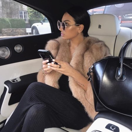 Пальто модное