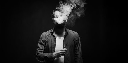 Человек в дыму