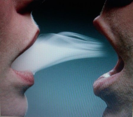 Поцелуй с дымом