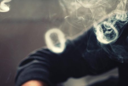 Выдыхаем дым