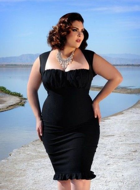 Черное платье для полных