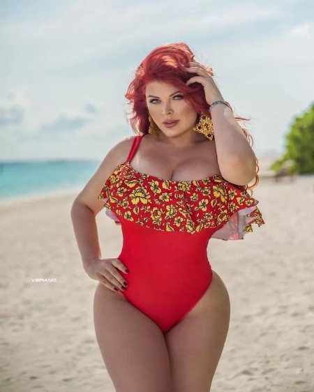 Юлия рыбакова плюс сайз