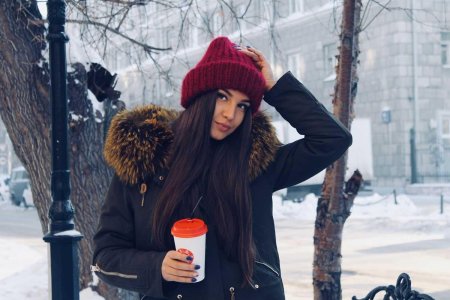 Шапка крупной вязки зимняя