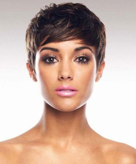 Женская прическа короткая стрижка