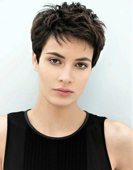 Пикси гаврош гарсон