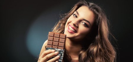 Девушка шоколадка