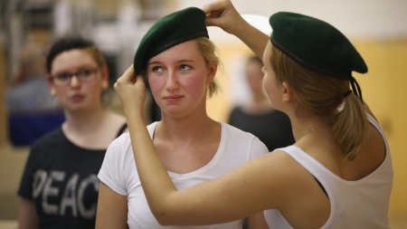 Женщина в армии