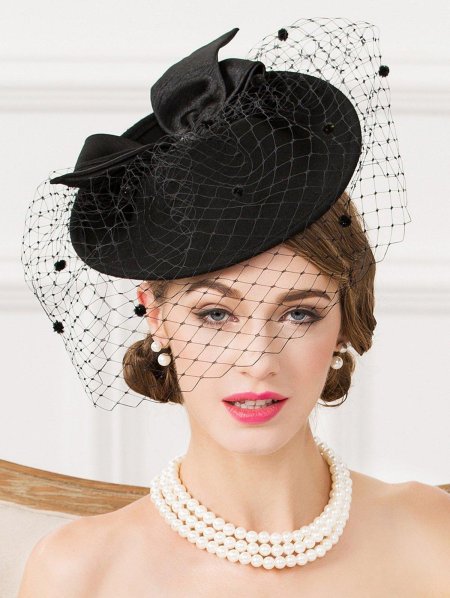 Элегантные шляпки для женщин
