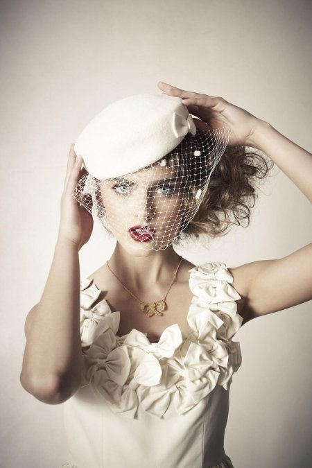 Шляпка с вуалью