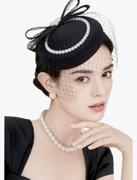 Шляпка таблетка с вуалью