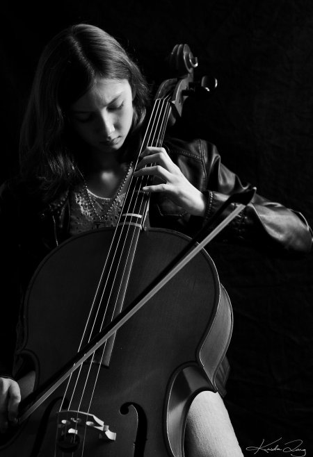 Фотосессия с виолончелью