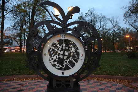 Уличные часы