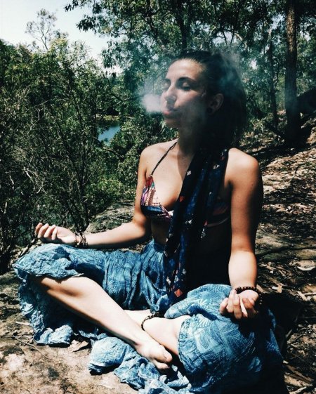 Девушки хиппи