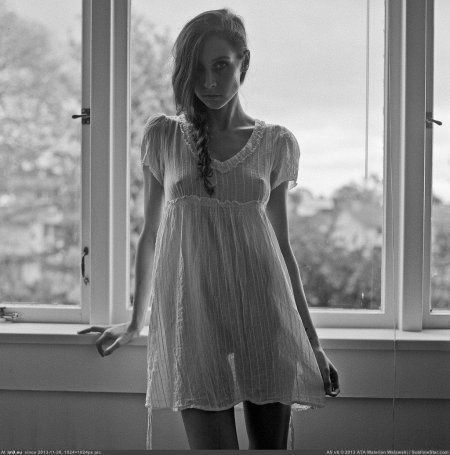 Платье просвечивает